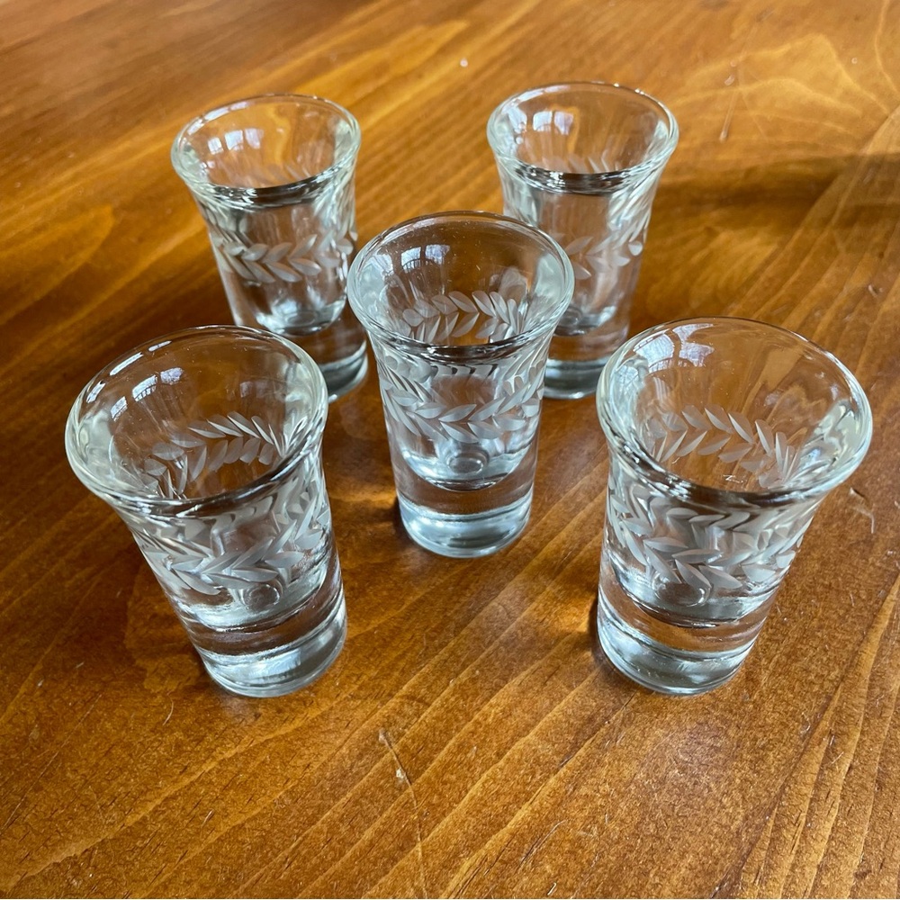 Vintage Set of 5 - Laurel Leaf Shot Cordial Glasses w/Heavy Bottom Flared Lip